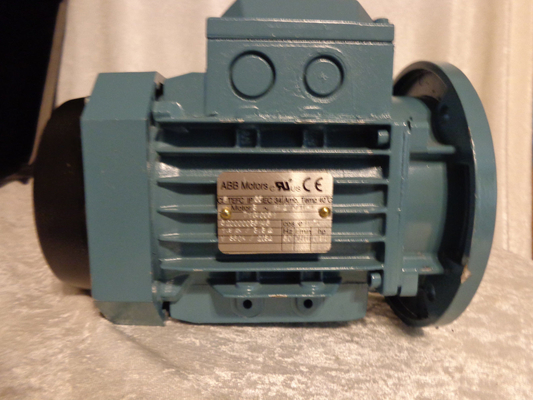 M2VA71C-4 brand new and original,grey is main color,3-5 working day of deliver time.