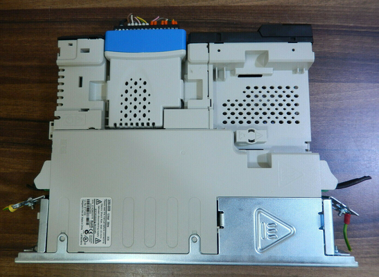 3098-0059 EMERSON  Control Techniques サーボドライブ/サーボ制御 3相 380-480 VAC 50/60 HZ