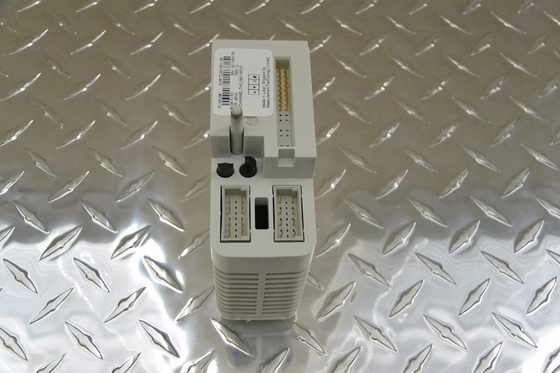 エマーソン8105-TI-TC入力/出力モジュール4-CHANNEL THC/MVは100%の新しい原物を入れた