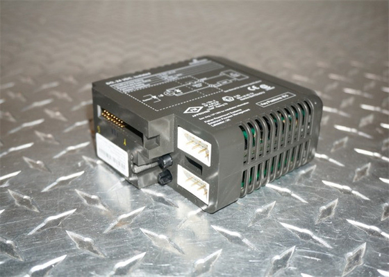 Emerson DeltaV DELTAV KJ3001X1-BG1、VE4002S1T1、12P0557X152 DO、8 チャンネル、24 VDC、絶縁カード デジタル入力モジュール