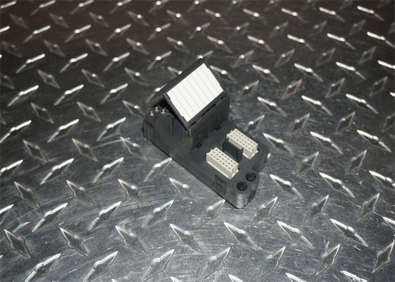 Emerson DeltaV I/O ターミナル ブロック KJ4001X1-CA1 12P0623X022 コントローラー