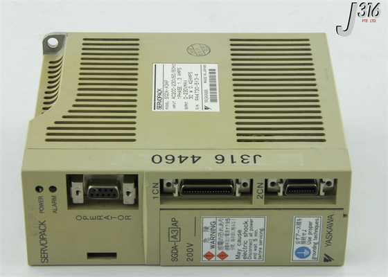 Yaskawa SGDA-A3AP AC SERVO AMPLIFIER 200-230V 1.3/0.42A 30W 位置制御 (デジタル入力)
