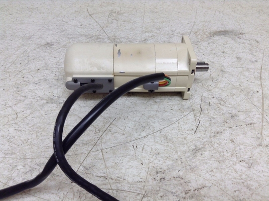 パナソニック AC産業用サーボモーター 三相200V MSM022Q8V 200W
