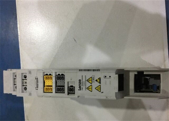 Lenze E70ACMSE0104SA2ETR ダブル インバーター入力電圧 565 VDC 定格電力 2.20 KW