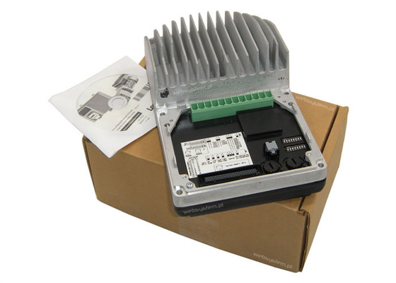 Lenze E84DGDVB15242PS インバーター ドライブ メーカー MOTEC 8400 1.5 KW により廃止