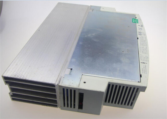 Lenze EVS9322-EP サーボ コントローラ 9300 シリーズ 400/480 VAC 0.75 KW (1 JP)