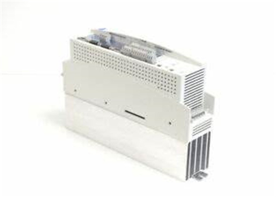 Lenze EVS9322-ESV004 サーボ コントローラ 400/480 VAC 9300 シリーズ ビルトイン ユニット