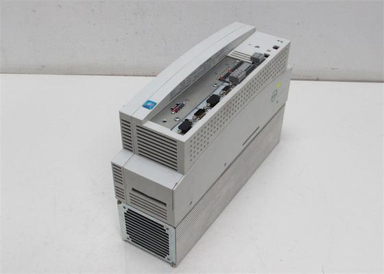 Lenze EVS9323-ESV004 サーボ コントローラー 9300 シリーズ 400/480 VAC 安全停止