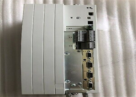Lenze EVS9324-CKV003 サーボ コントローラー 9300 シリーズ 400/480 VAC 3.0 KW (4 HP)
