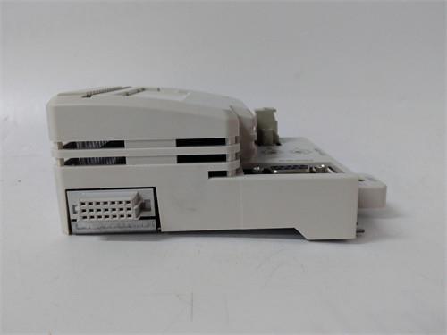デルタフ KJ3001X1-BA1 デジタル I O モジュール オリジナルボックスで新品