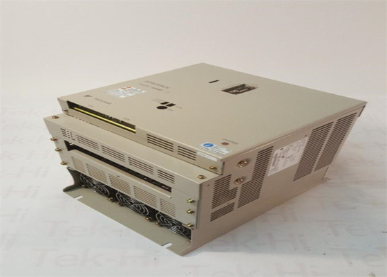 ヤスカワ Sgdb-44ad 200-230v AC サーボドライブ オリジナルボックス新品