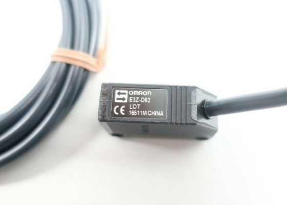 Omron E3Z-D62 02Z10M VDC 26.4 VDC最高の100 mA最高光電スイッチ センサー12 - 24