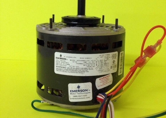 K55HXWMH-1251 1/4HPの電気送風機モーター208-230/60-1 RPM 1075/3速度の単一シャフト