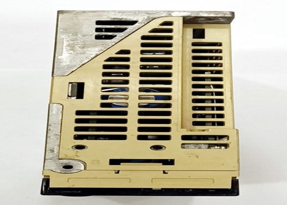 SGDS-02F12A ヤスカワ産業用サーボドライブ 全新 オリジナル