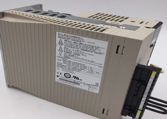 SGDV-200A01A0020 サーボドライブ ヤスカワ 全新 オリジナルボックス