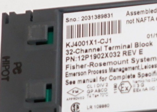 EMERSON KJ4001X1-CJ1 32チャンネル端子ブロック 30 VDC 1mmピーク 150Hz