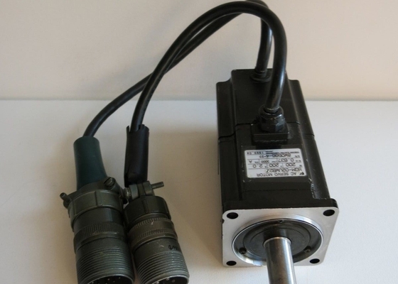 YASKAWA SGMPH-15A1A-Y11 モーター AC SERVO SIGMA II 1.5KW B/T アキス SK45X