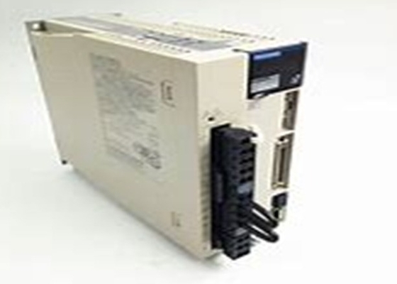 SGD7S-5R5A00A ヤスカワ サーボドライブ シグマ-7シリーズ アナログ電圧パルス列車