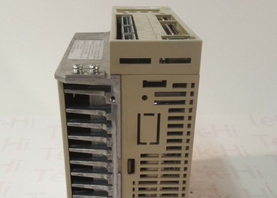 CNCの機械化のロボット工学のオートメーションのためのYASKAWA SGDH-05AEのサーボ ドライブAmp