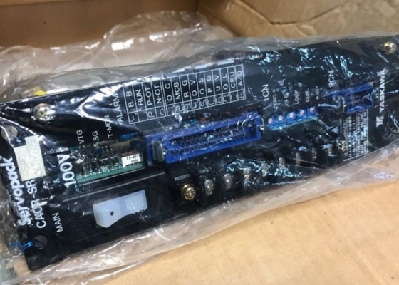 YASKAWA CACR-SR5AB2ERY105 セルボパック セルボドライブ 230VAC 3.6/10.6APS