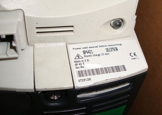 エマーソンSP4401のHP可変的な頻度ドライブ制御技法のUnidrive SP 66 Lbs 50の37のKW