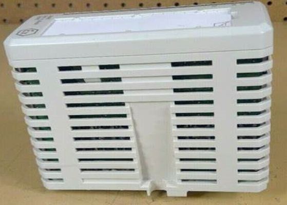 本質的安全および雄鹿とのABB AI895 3BSC690086R1のアナログ入力モジュール1X8 CH