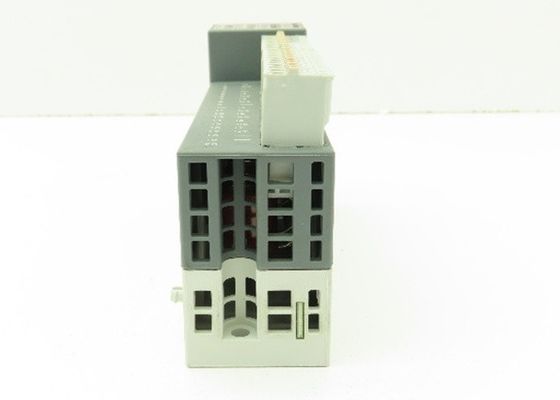 DI571 1TNE968902R2103 S500デジタル入力 モジュール8DI 230VAC PLC AC500