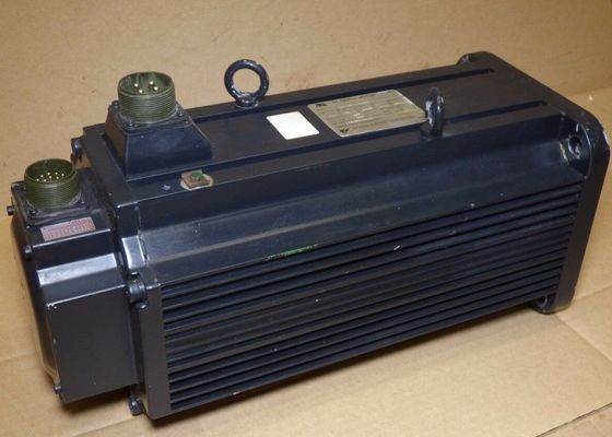 安川電機 USAGED-44L22K サーボモータ 4.4kW 33アンペア 28.4Nm 25インチポンド 1500RPM ACブラシレス