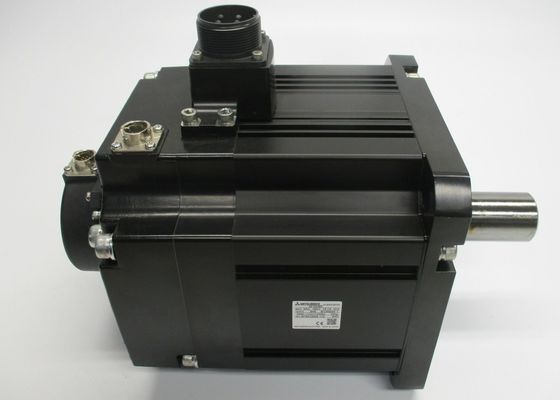 三菱HF303BS-A48サーボ モーター12.7 AMP 3つの段階3 KW 2000 RPM 184 V