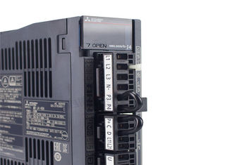 Servo Amplifier MR-J4-200A Industrial Servo Drives Mitsubishi Three-phase AC170 V