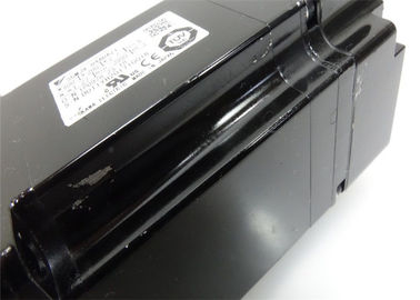YASKAWA SGMJV-04ADA21 SIGMA5 400W ACサーボ モーター