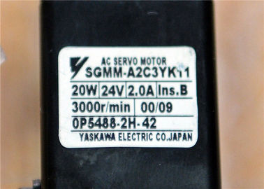 Yaskawaのサーボ モーターSGMM-A2C3YK11 20W 3000r/min産業サーボ モーター2.0A