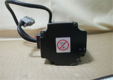 Yaskawaの新しい原物ACサーボ モーター0.637N.M 3000r/mim SGMAH-02A1F-AP51