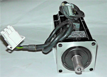 産業サーボ モーターInsB YASKAWAのサーボ モーターW200 V100 R.min3000 SGMAH-02AAA6C