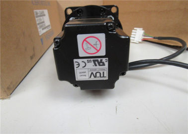 箱の産業サーボ モーターYaksawa ACサーボ モーター200W 200V SGMAH-02AAAHB61で新しい