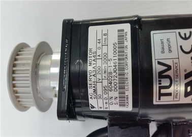 Yaskawa 0.44A ACサーボ モーター産業サーボ モーター0.095N.m 30W SGMAH-A3A1A4S