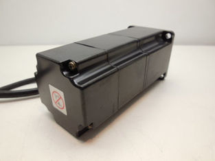 New Yaskawa AC SERVO MOTOR 200V 3000/min SGM-02A312B Industrial Servo Motor