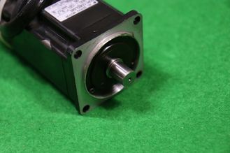 Industrial Servo Motor Yaskawa 300W 3000RMP 100V  AC SERVO MOTOR SGM-03B3J26