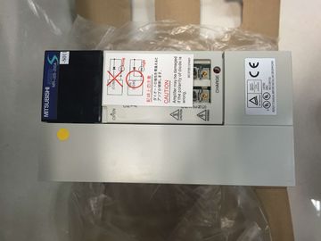 NEW 3 Phase AC SERVO DRIVE MR-J2S-100A-S038 Industrial Amplifier MITSUBISHI Melservo Japan