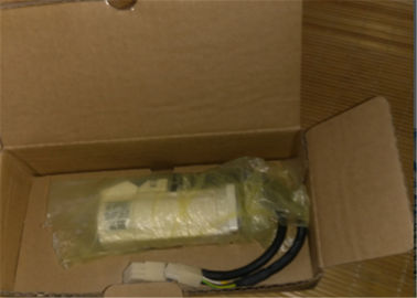 MSMA012C1A 3.7V 0.03KW 3000R/M松下電器産業の産業サーボ モーター1.0A