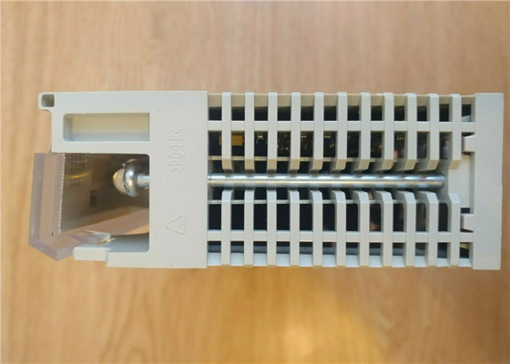 MODICON UL 508 Mercury free  140CRA21110  MB+ DROP AC PS 1CH MODULE, 115V/0.2A 50/60HZ