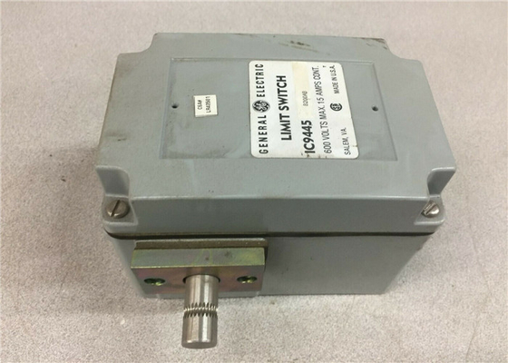 IC9445B200AB GE FANUC Limit Switch Lever Watertight Standard Contact 2 Circuits IC9445B200AC