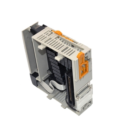 Omron Automation and Safety  plc controll module 16 Relay Output Module  CQM1-OC222