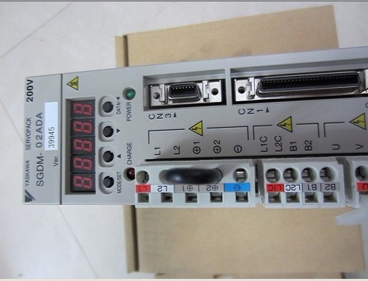 Yaskawa SGDM-02ADA SERVO PACK DRIVE SINGLE PHASE INPUT 200-230 VAC 50/60 HZ
