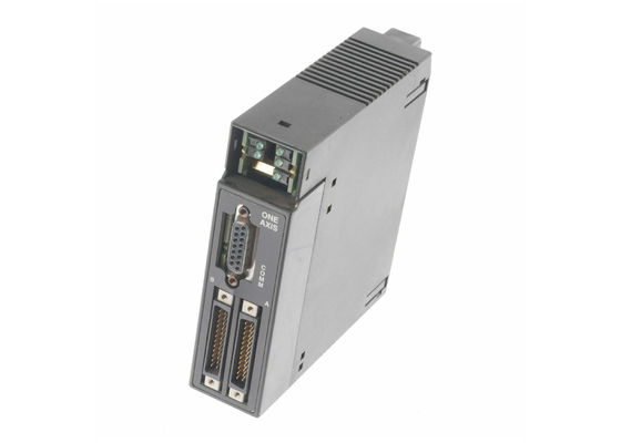 モジュール シリーズ90-30を置くGE FANUC IC693APU301の単一の軸線