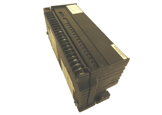 GE Fanuc IC660BBD023、DC 24ボルトの入力/出力24 VDCの源入力/出力の天才