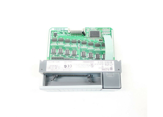 アレン ブラッドリー1746-OB32のSLC 500デジタルDCの出力モジュール、24VDC
