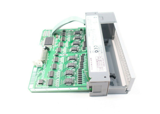 アレン ブラッドリー1746-OB32のSLC 500デジタルDCの出力モジュール、24VDC