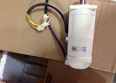 新しくて元の松下電器産業 0.18KW-315KW 220 V サーボ モーター MSMA5AZS1H