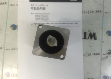1.8A工業用ロボットのサーボ モーター0.15kW力200のボルトSGMAS-C2ACA61